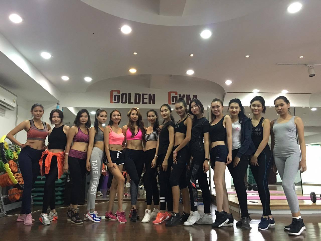 “GOLDEN GYM” фитнесс клуб “GLORIA” модель агентлагтай хамтархаар боллоо